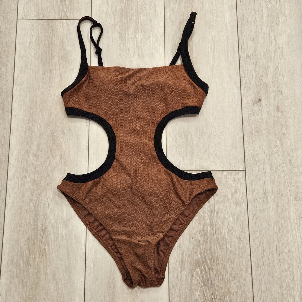 Sanctuary swimsuit, one piece, small